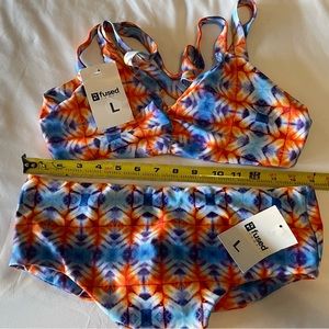 Fused Hawaii BNWT Large K top and Kona bottom